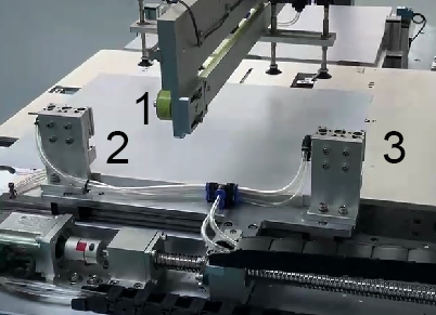 Три штампа для пробивки